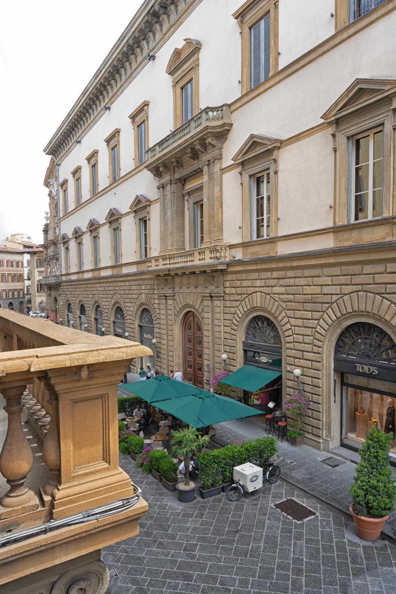 Tornabuoni Living Apartment Firenze Bagian luar foto