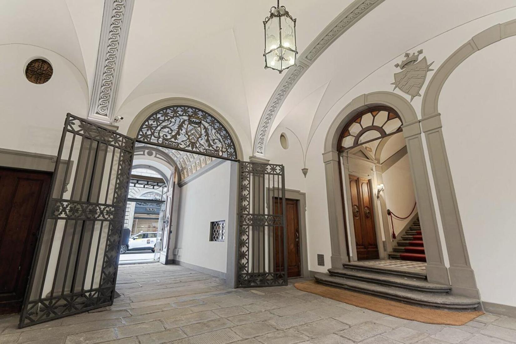 Tornabuoni Living Apartment Firenze Bagian luar foto